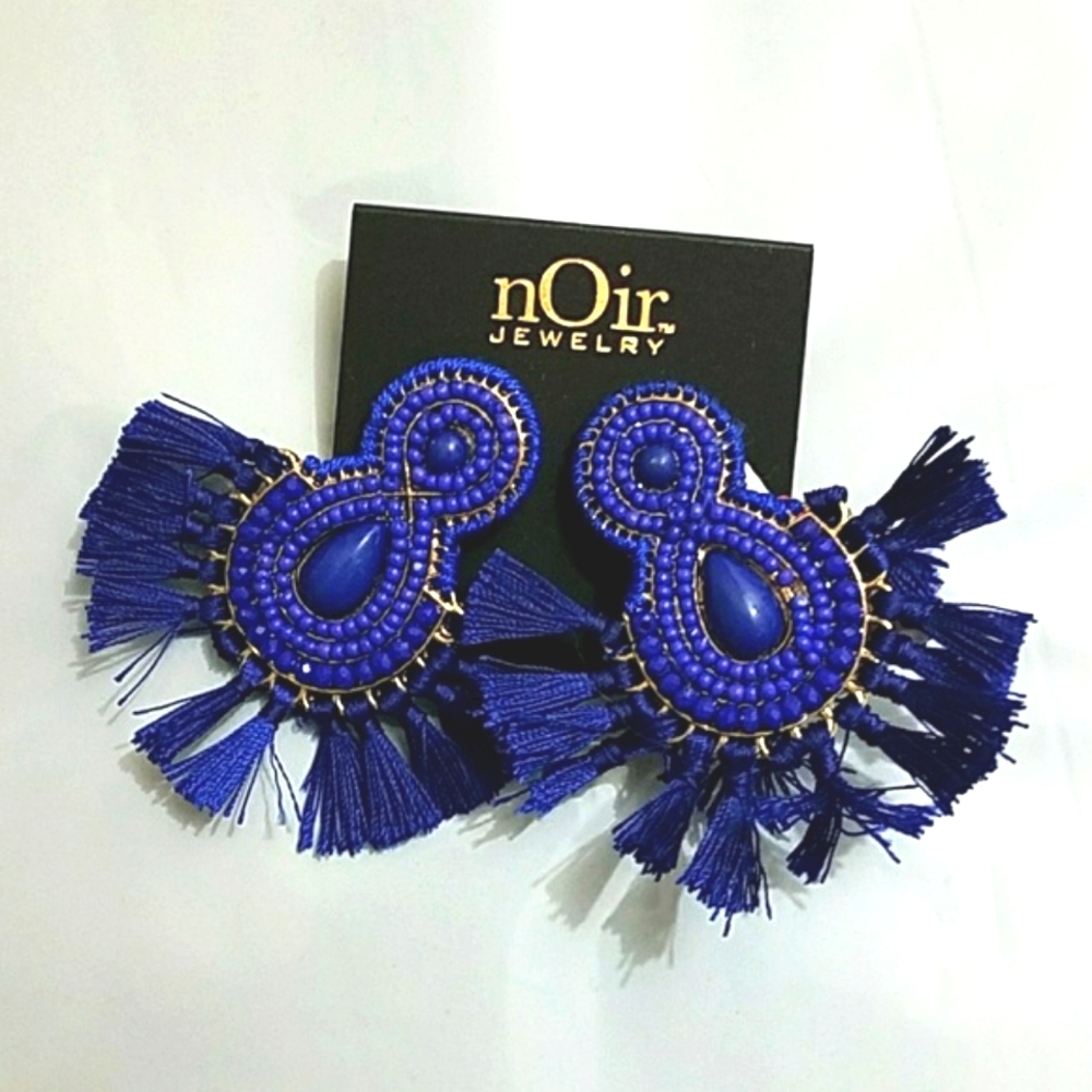 Blue Thread and Bead Earrings New